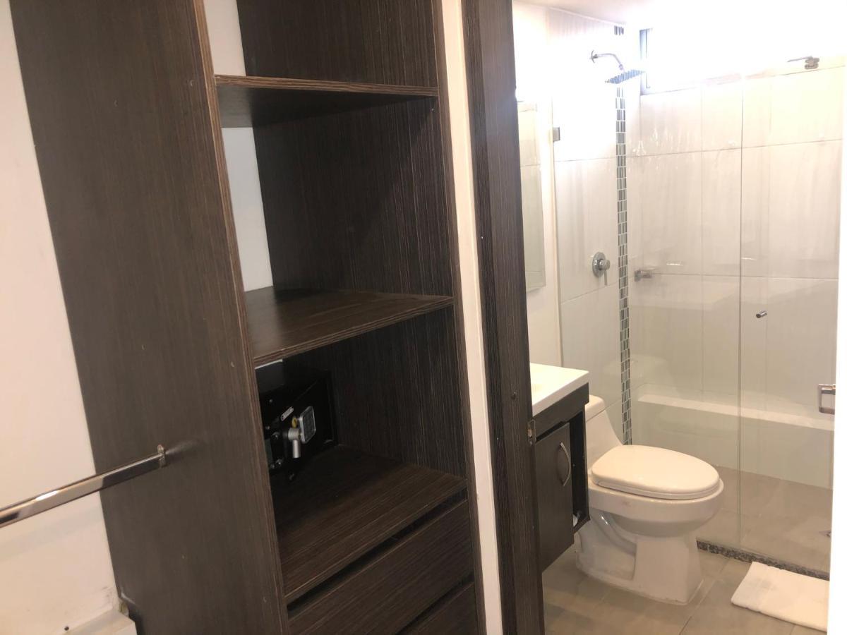 Hotel Serenity Corferias Богота Экстерьер фото